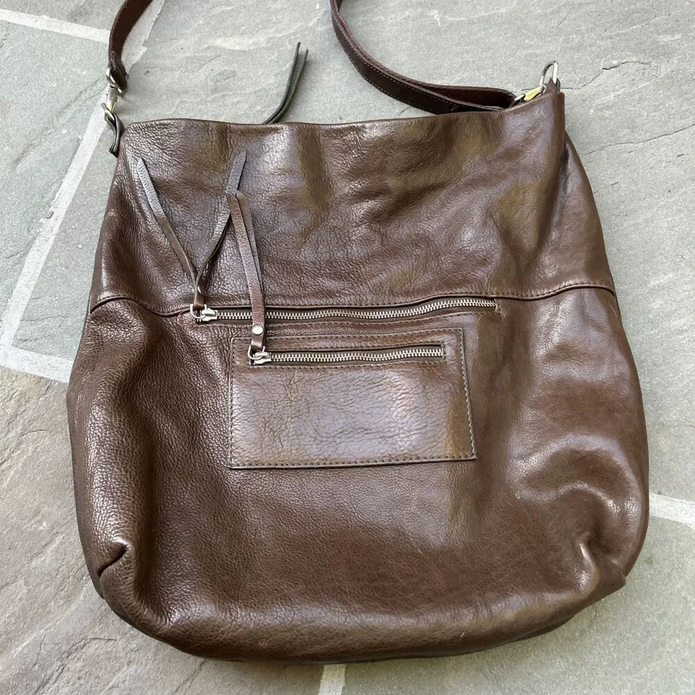 TANO Brown Leather Brown Straps Hobo Shoulder Bag Zippers Large Fossil Strap Red